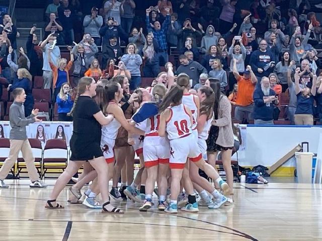Doniphan West Girls Basketball Team